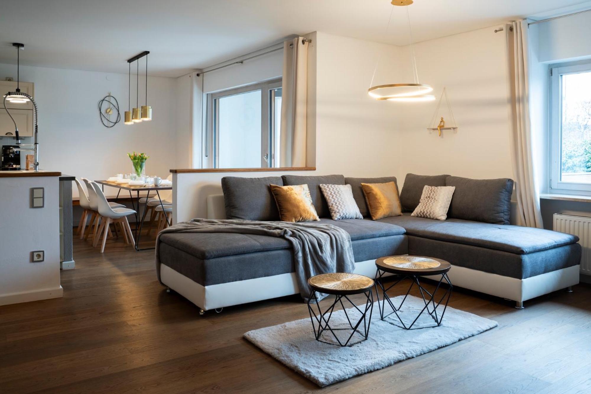 ローゼンハイム130M2 Loft - Balkon, Smart Tv, Badewanne, Kaffeeアパートメント エクステリア 写真