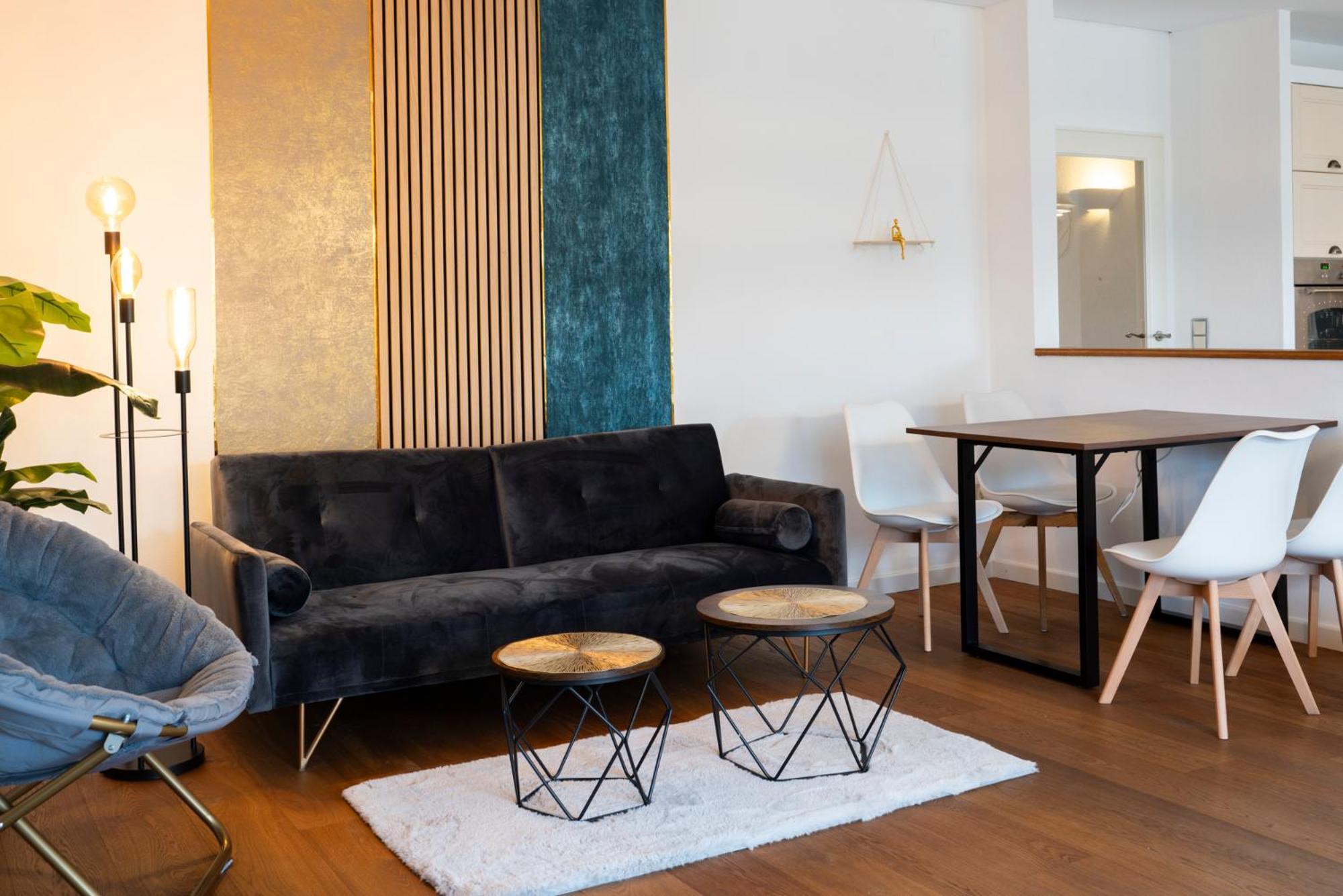 ローゼンハイム130M2 Loft - Balkon, Smart Tv, Badewanne, Kaffeeアパートメント エクステリア 写真
