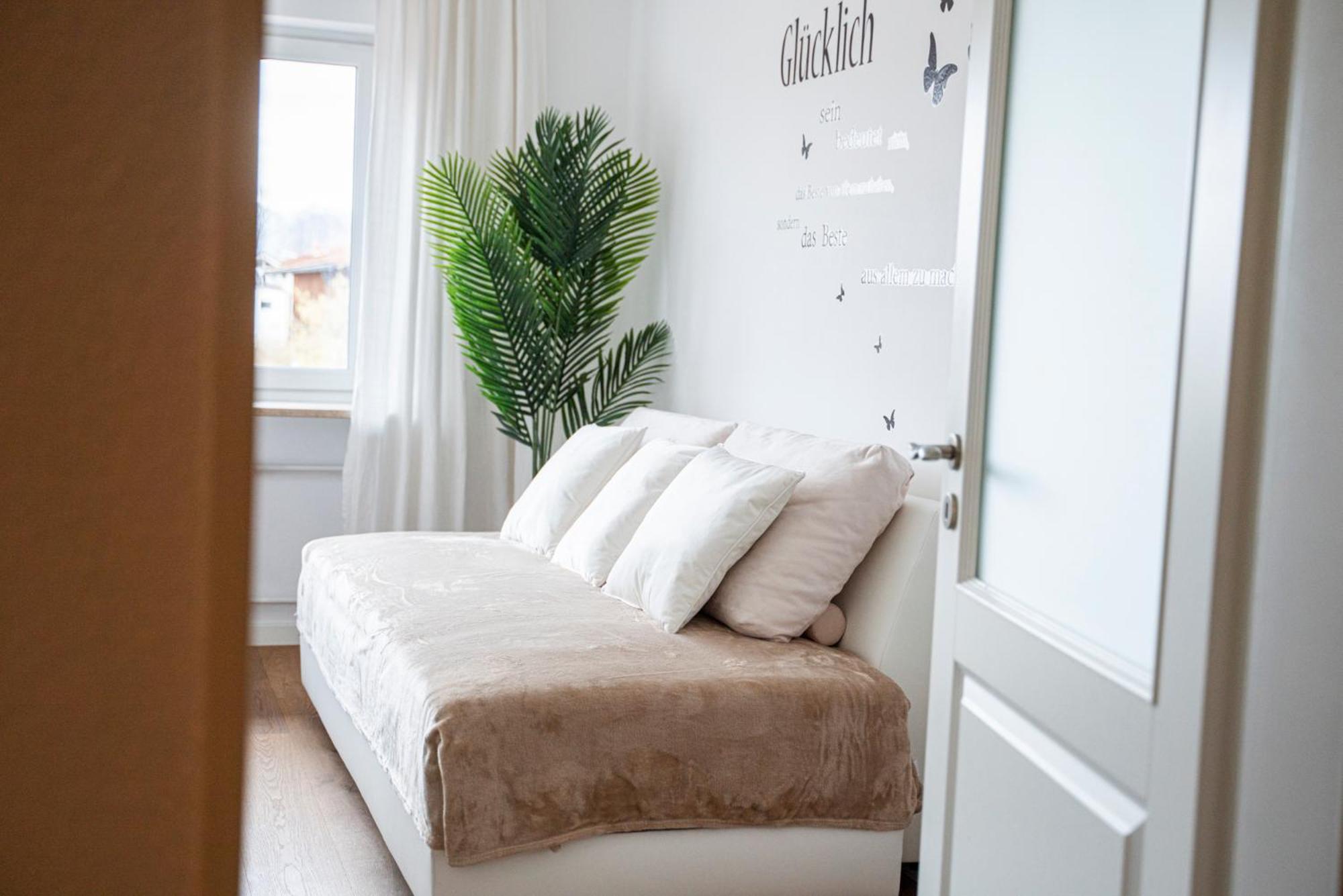 ローゼンハイム130M2 Loft - Balkon, Smart Tv, Badewanne, Kaffeeアパートメント エクステリア 写真
