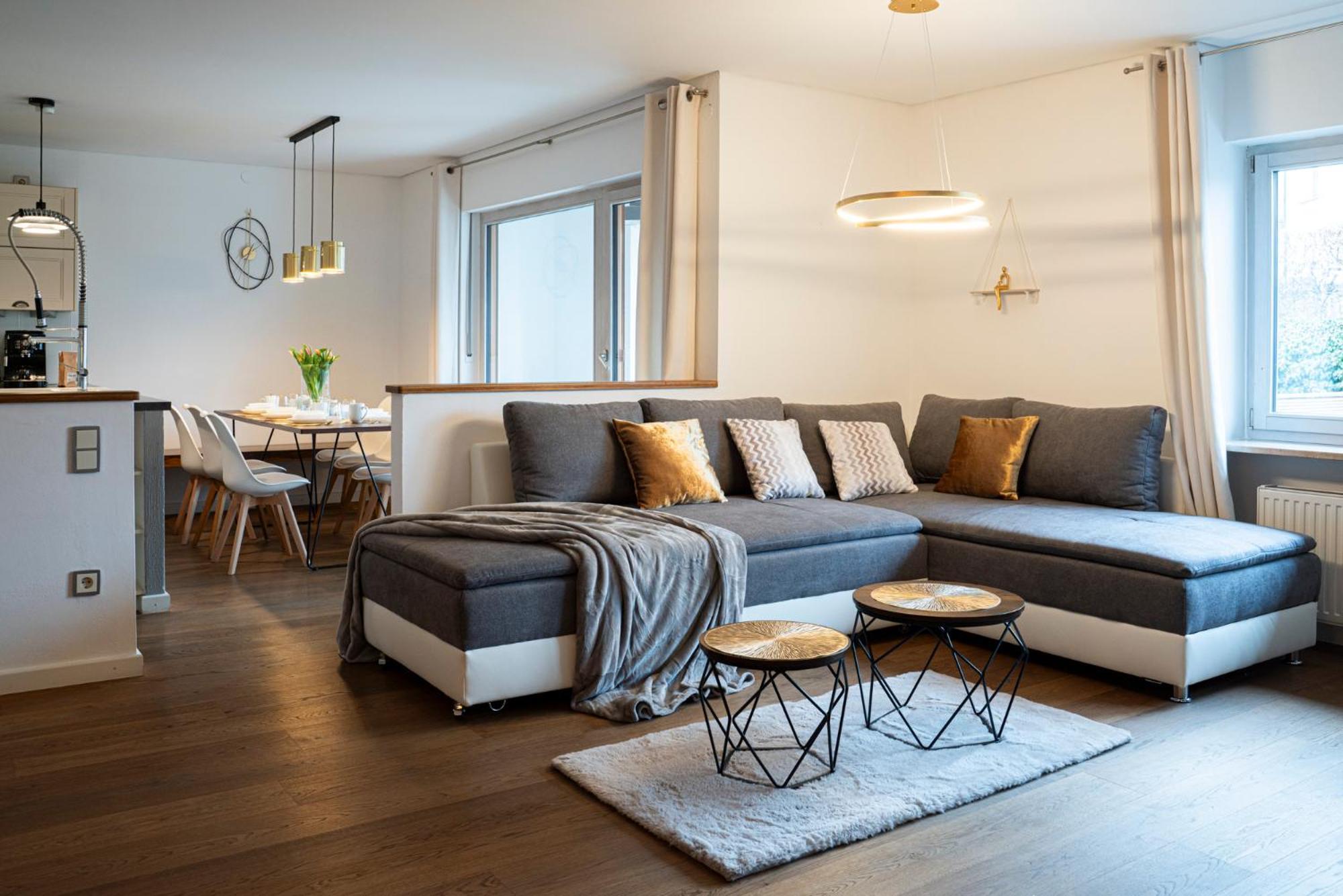 ローゼンハイム130M2 Loft - Balkon, Smart Tv, Badewanne, Kaffeeアパートメント エクステリア 写真